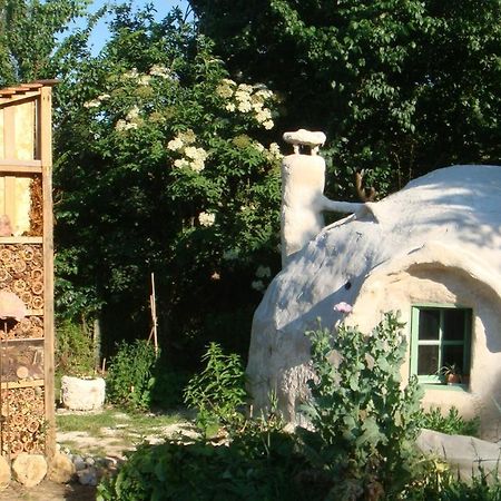 Kerterre Des Gallerands Bessais-le-Fromental Esterno foto